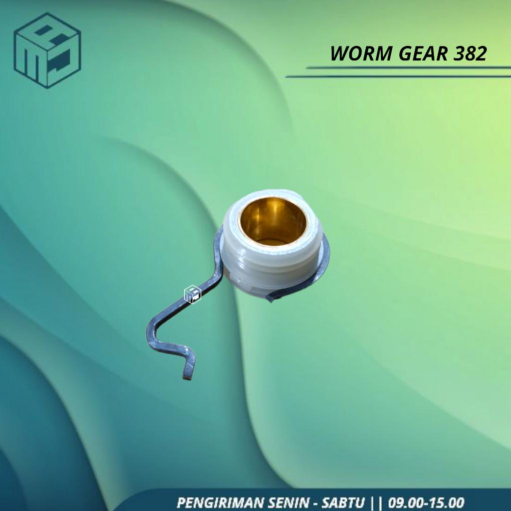 Worm Gear Pompa Oli Mesin Chainsaw Senso MS382