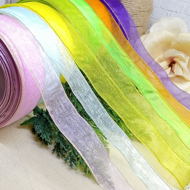 

Pita Organza/ pita organdi list emas 2.5cm / 1inch (per Roll)