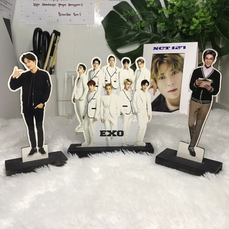[READY STOCK] STANDEE KPOP KAI SUHO LAY TAEYONG EXO NCT MURAH OFFICIAL NATURE REPUBLIK NATREP