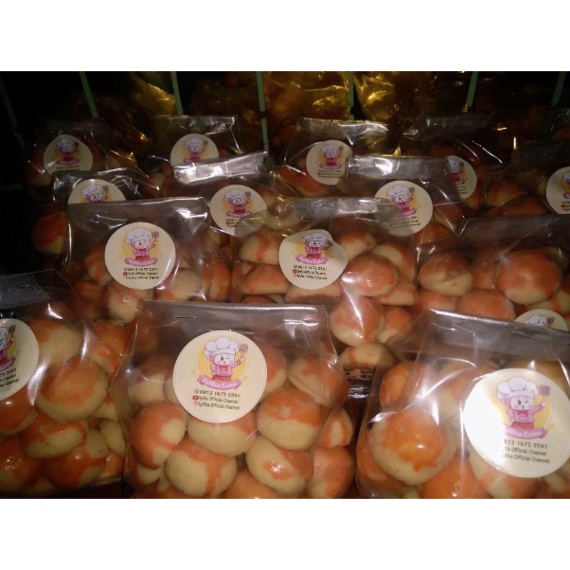 

KUE NASTAR LEMBUT enak bgt kacang ,putri salju,