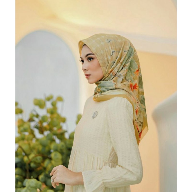 buttonscarves riamiranda xanadu XL