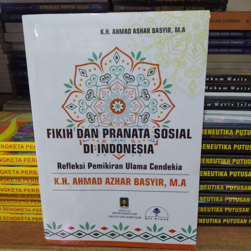 FIKIH DAN PRANATA SOSIAL DI INDONESIA