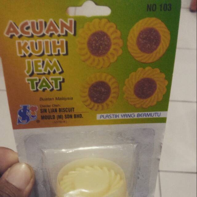 Wademalang ; Acuan Tart