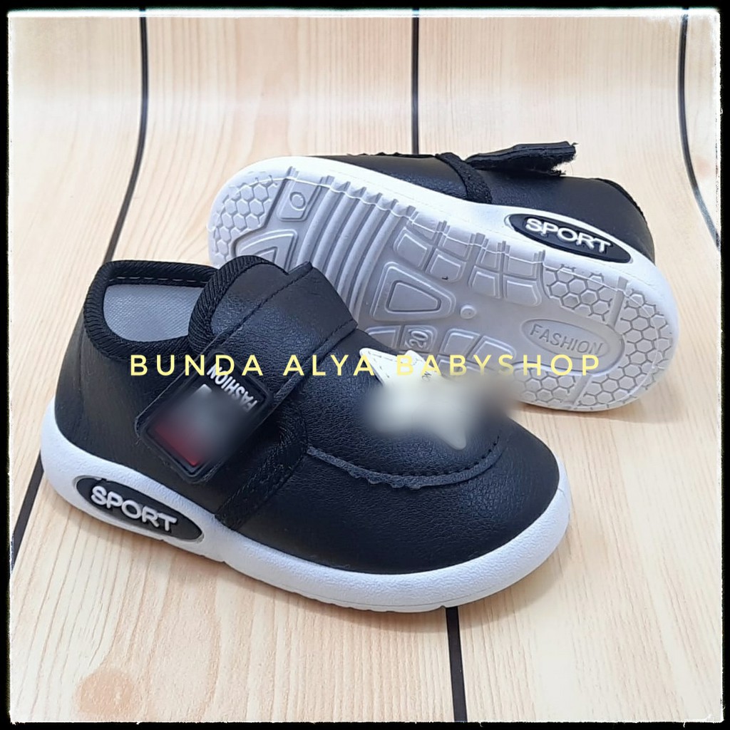 Sepatu Anak Laki Laki IMPORT Usia 6 bulan 1 Tahun HITAM - Sepatu Anak Cowok Belajar Jalan Empuk Lentur Size 16 - 19