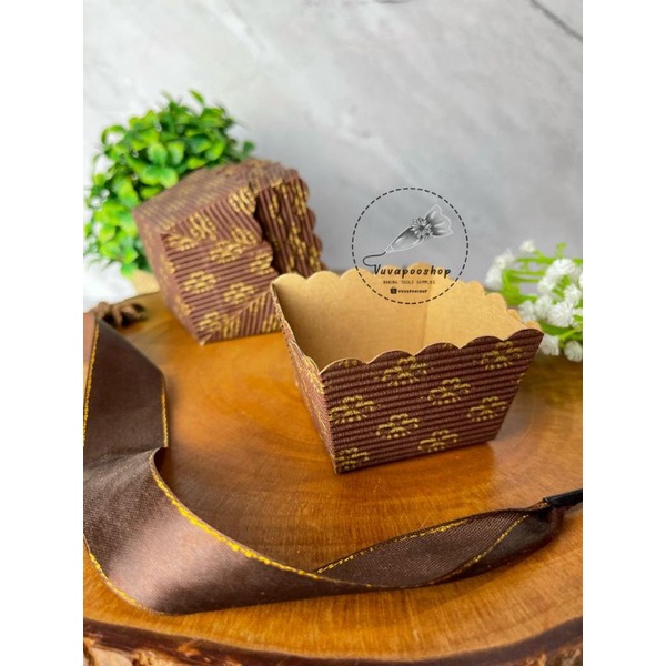 Bread Case Persegi Coklat / Breadcase Persegi / Cup Roti Bluder