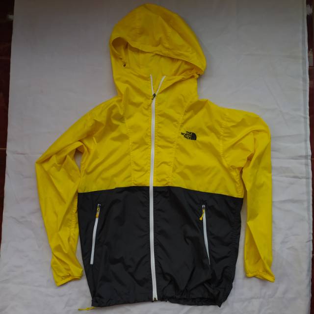 Jaket parasut The North Face yellow Second