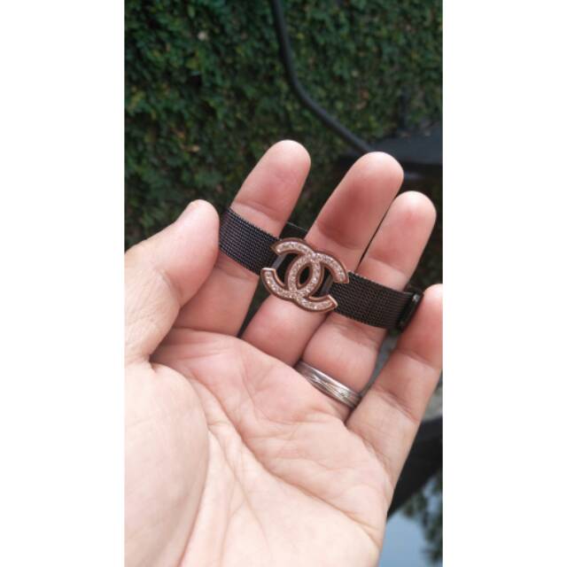 Gelang model belt/sabuk chanel hitam bahan titanium