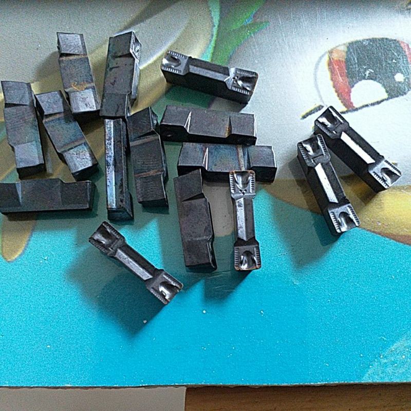 

insert potong GRIP 5mm iscar insert potong 5mm bekas layak pake