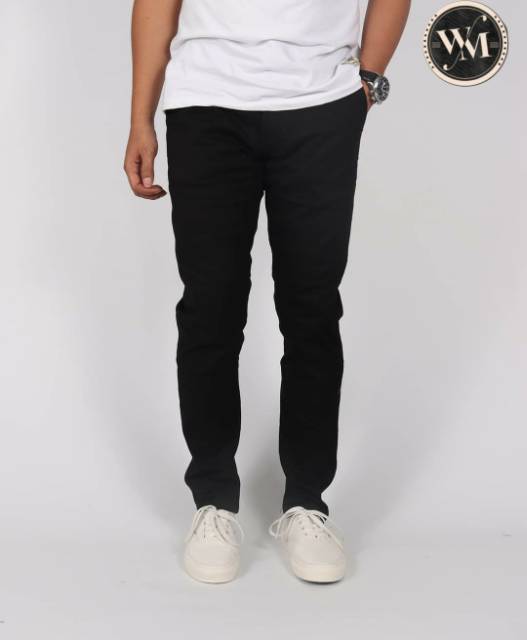 Celana Chino hitam