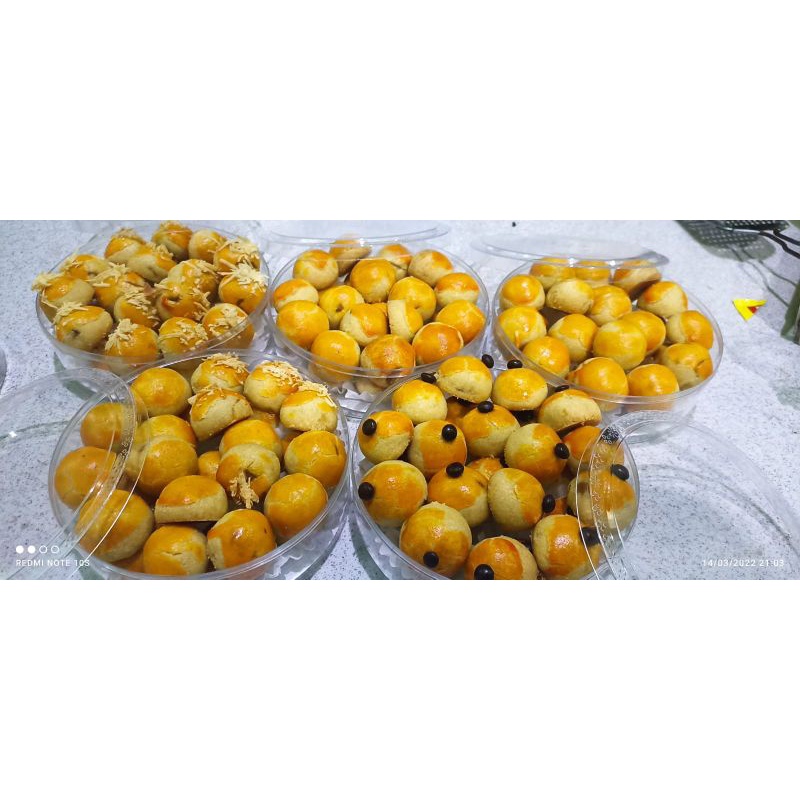 

KUE NASTAR ORI,DIJAMIL PRULL MAK NYUUSS KEMASAN 250gram