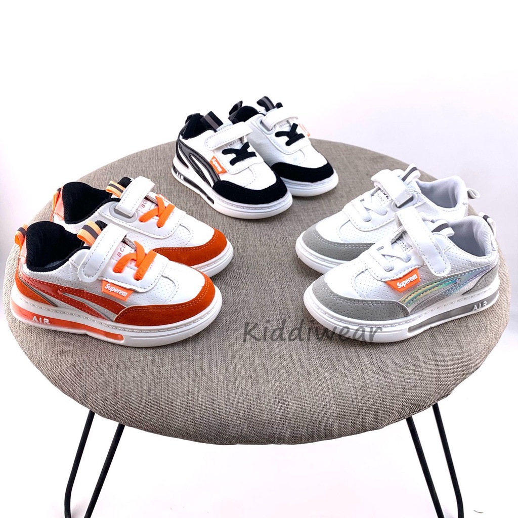 (Kiddiwear) Sepatu anak Led MBK65