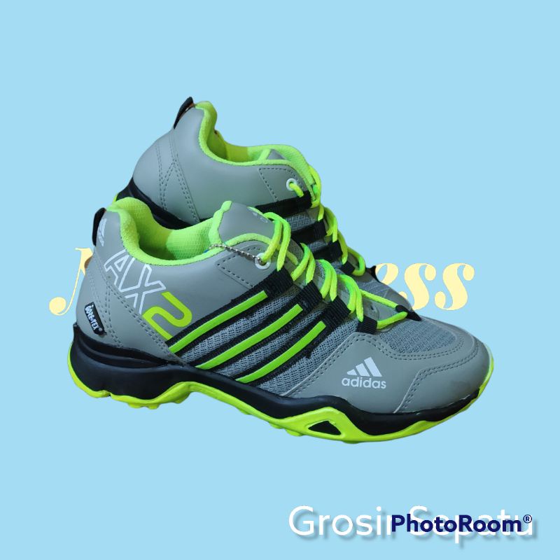 SEPATU OLAHRAGA ,GUNUNG,ADIDAS AX2 INSOL PHYLON LENTUR