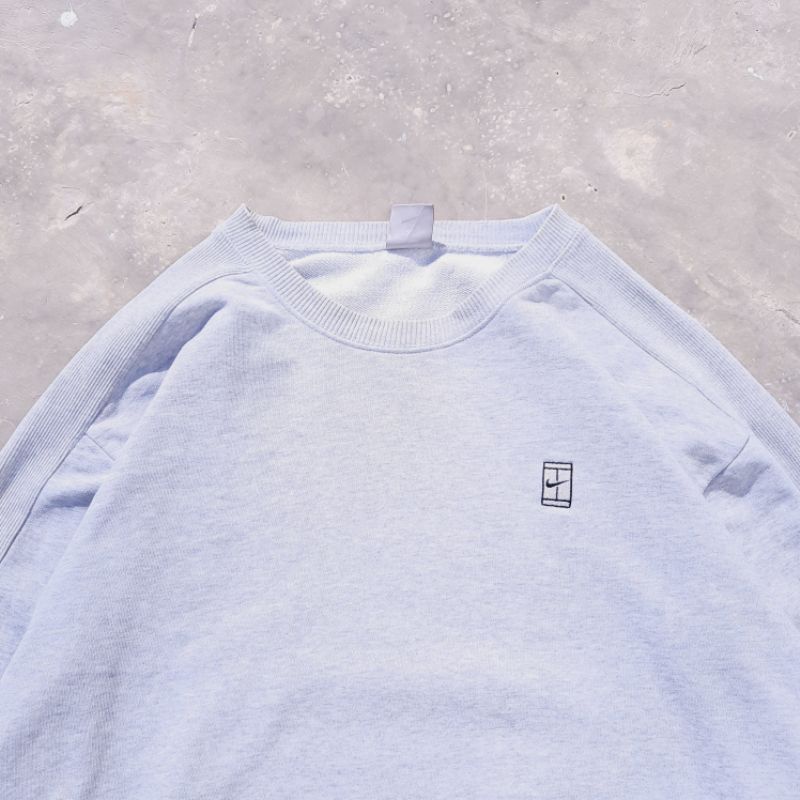 Crewneck / Sweater / Sweatshirt Nike Court Vintage