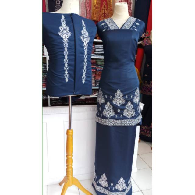 Kain bordir bukittinggi