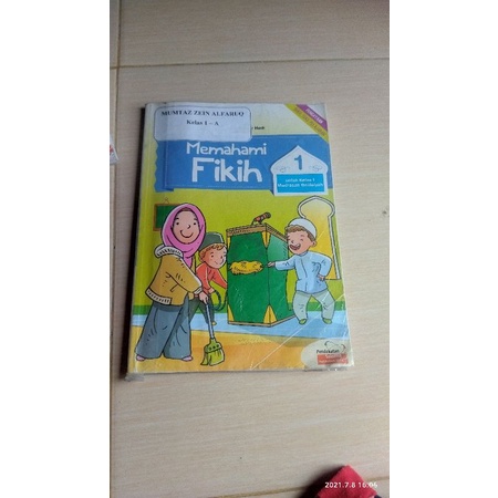 

Buku Memahami Fikih Kelas 1 2 3 SD MI Bekas