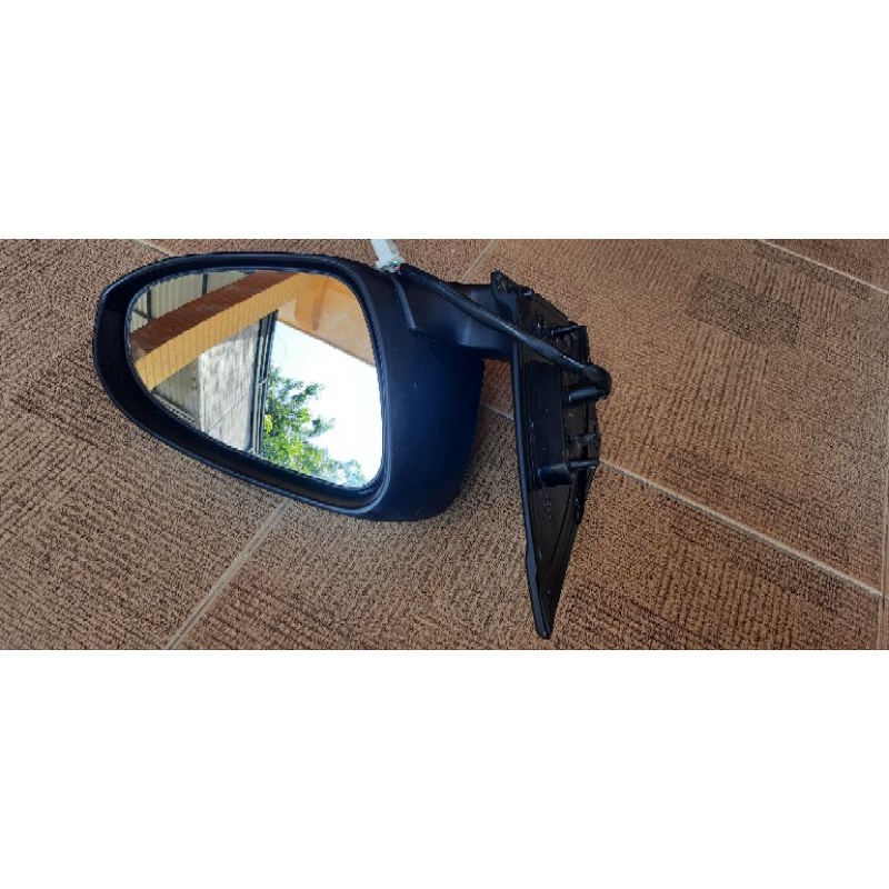 Spion Kanan Toyota Yaris TRD 2016 PUTIH