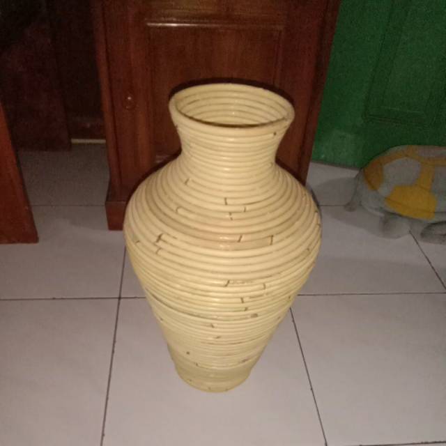 Vas bunga/Guci rotan tinggi 40 cm