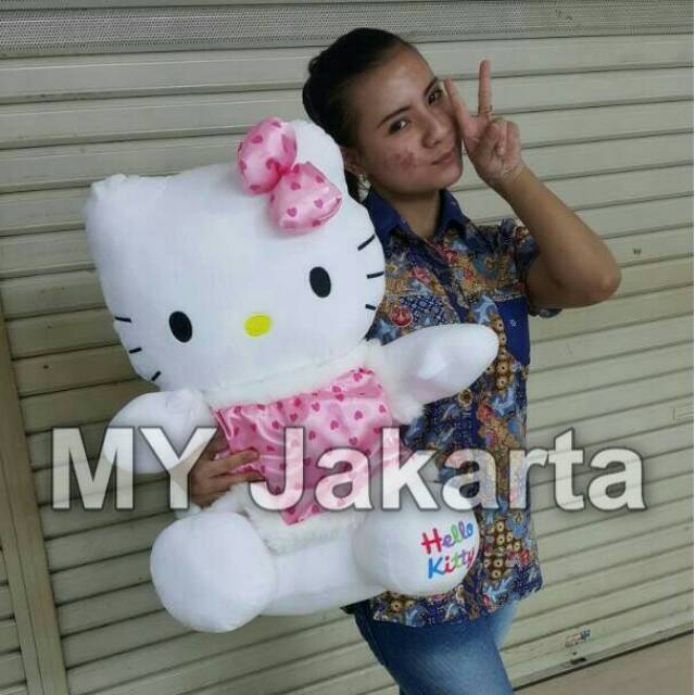 BONEKA HELLO KITTY BESAR