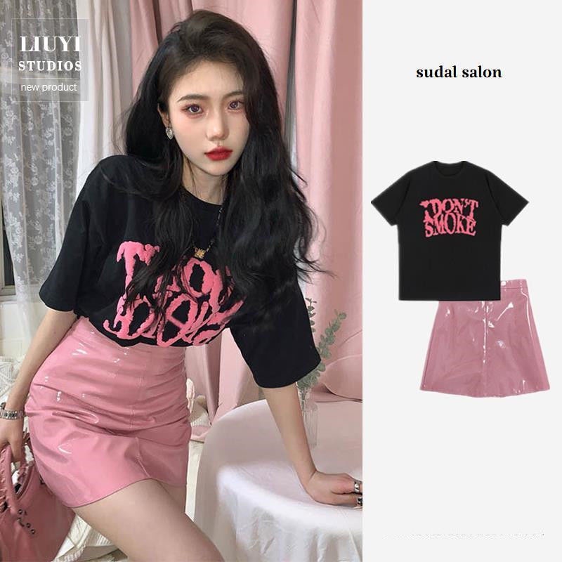 Red Musim Panas Baru Korea Cetak T-Shirt Lengan Pendek Top + Hip Half Rok Kulit Rok Pendek Dua Potongan Pakaian Wanita