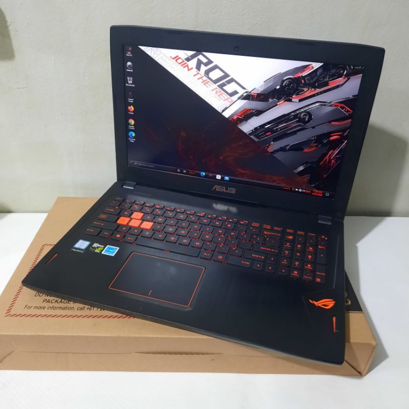 Laptop Gaming ASUS ROG GL502VT Cor i7-6700HQ Ram 8GB/SSD 256GB Nvdia GTX970M 6GB (dedicated)