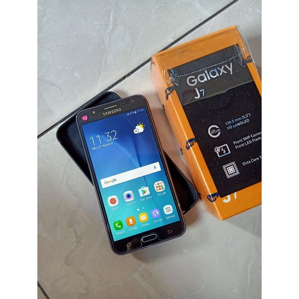 Samsung J7 2016 minus