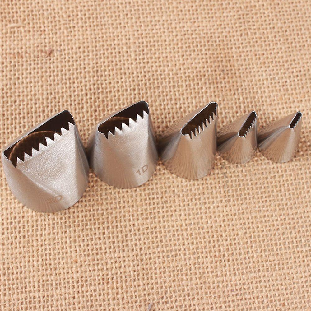 Populer 5PCS /SET Icing Piping Nozzle Bakeware Keranjang Menenun Pastry Tips Cupcake Alat Es Krim