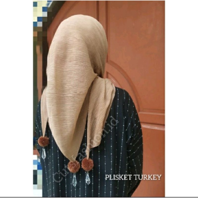 Kerudung Segi Empat Plisket Bandul Pompom Kristal // bandul mutiara kristal // bandul mutiara // ker