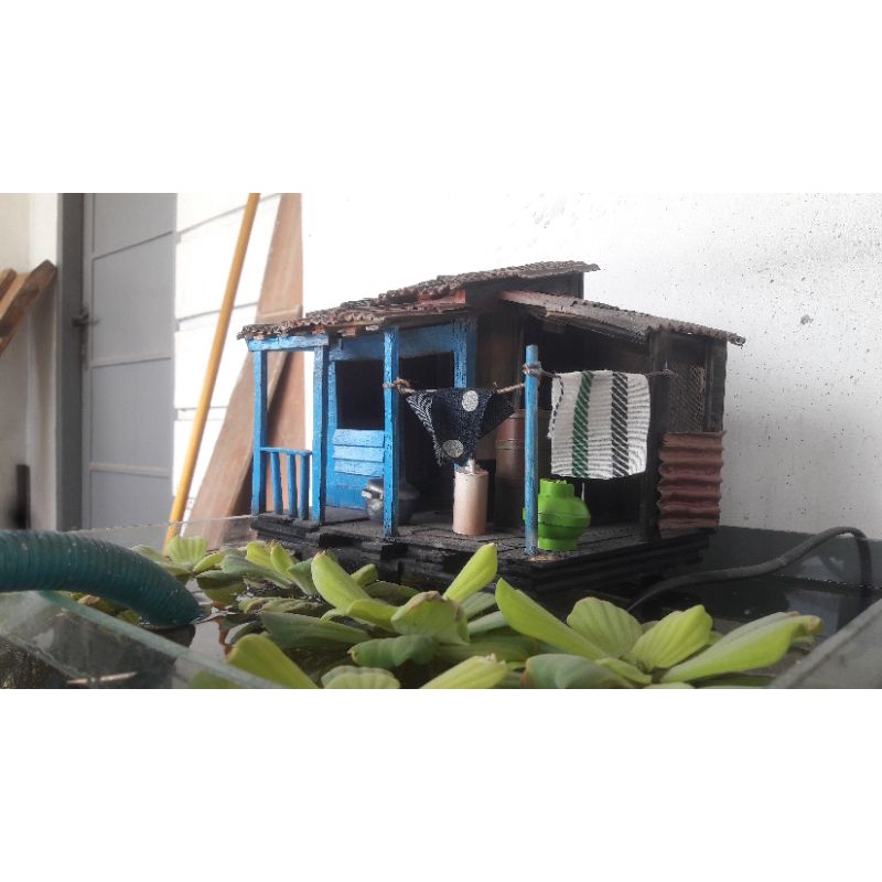 Hiasan Aquascape Shallow tank versi mini rumah jamban