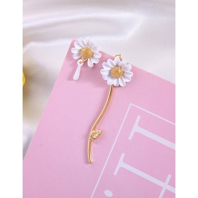 LRC Anting Tusuk Fashion Flower Drop Oil 925 Sterling Silver Asymmetric Flower Earrings D13949