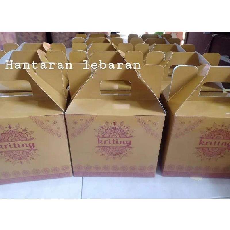 

Hampers Kripik Kentang Daging Siuni (Kardus)