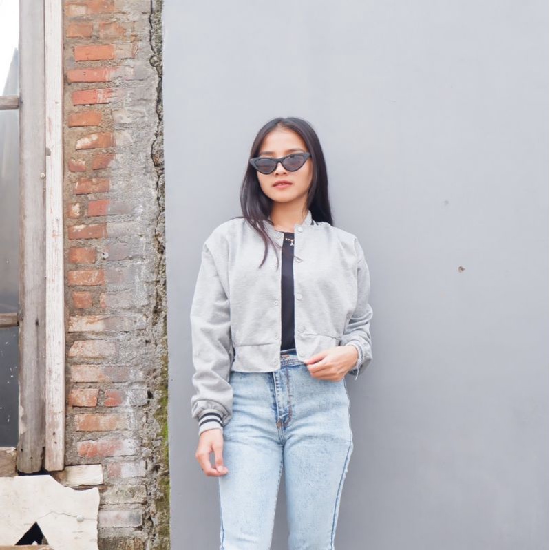 CROP JAKET BASEBALL / CROP BASEBALL JAKET / JAKET CROP BASEBALL / JAKET WANITA / SWEATER CROP WANITA