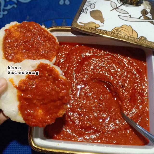 

Kelempang has Palembang + cabenya