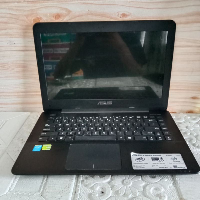 asus x455ld i3-4030U 4gb/500gb nvidia 820M-2gb second-2