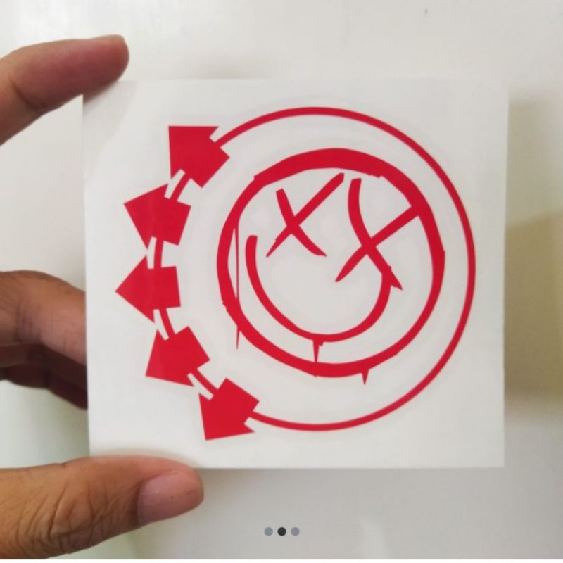 

STIKER CUTTING STICKER BLINK SMILE
