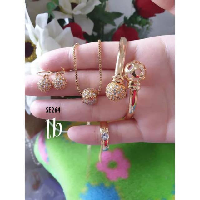 Set perhiasan motif bola titanium 18k perhiasan wanita