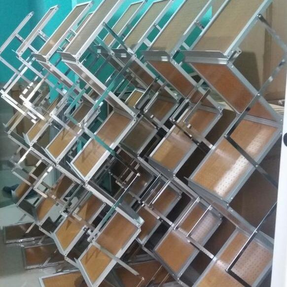 

Rak Brosur Plywood | Rak Brosur Lipat | Rak Brosur Zigzag