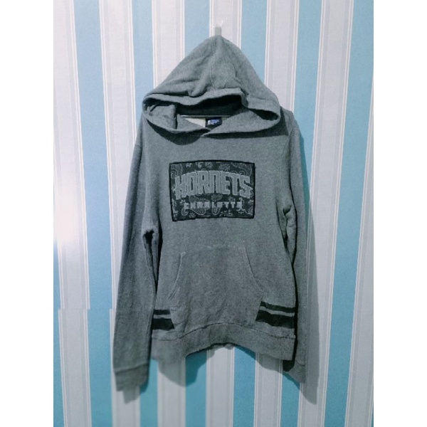 Hoodie NBA Charlotte hornet grey second preloved bekas