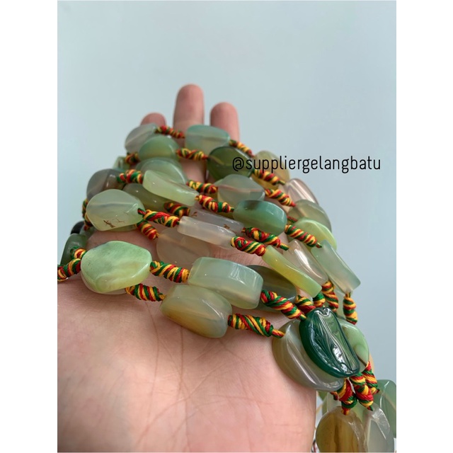 manik Batu alam carnelian 30 x 20mm GREEN hijauputih classic premium