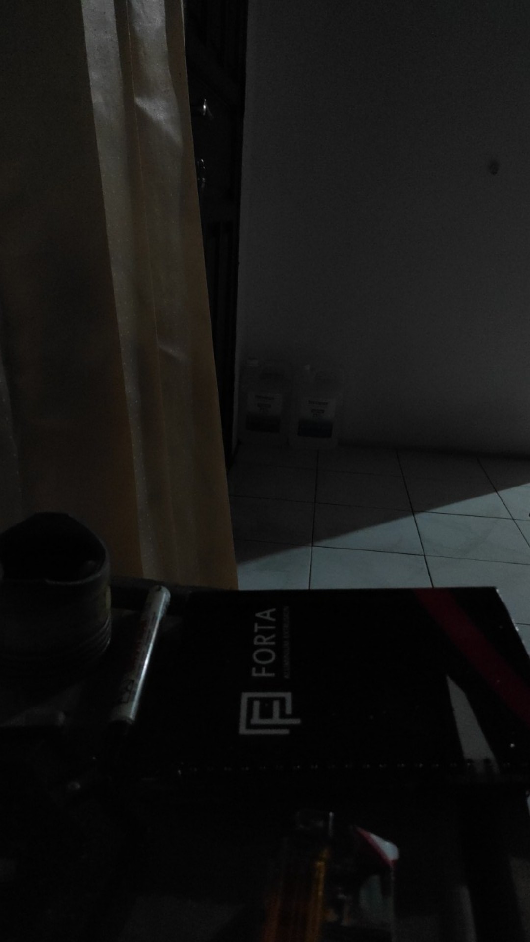 Handle Plastik Bintik 128mm