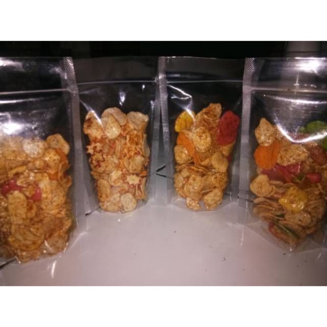 

Kerupuk seblak kering