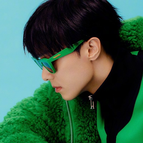 Kacamata Hitam Poligonal Pelindung UV Gaya Eropa Dan Amerika Untuk Wanita