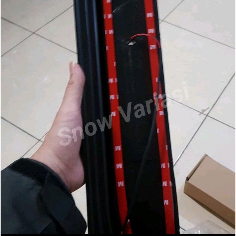 SILLPLATE SIL PLATE SILL PLATE SAMPING Toyota Innova Reborn Lampu Led