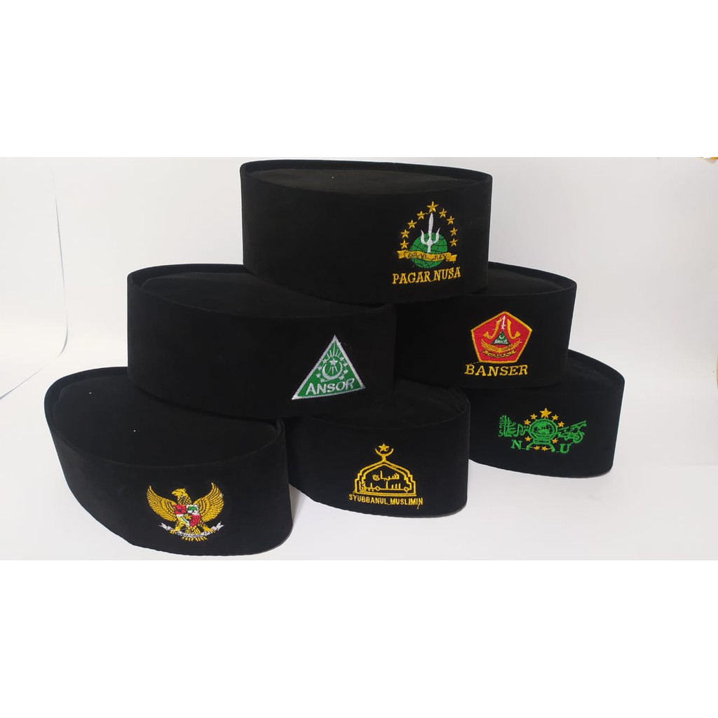 Peci Nu .Ansor . Banser Hitam . Pagar Nusa . Garuda .Banser Loreng