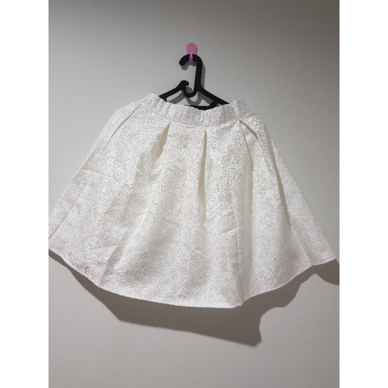 New ROK putih tulang ada motif bunga