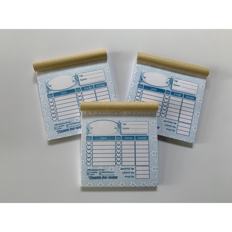 

Nota Olshop Kecil 1 Ply, Ukuran Seperenam Motif Cyan