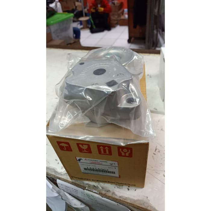 Tensioner Van Belt Mitsubishi Pajero & Triton