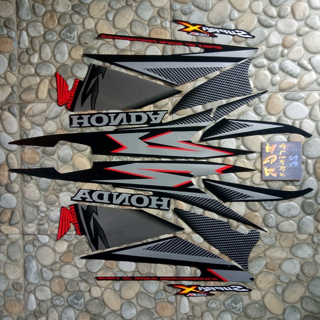 stiker/sticker striping list body motor Honda supra x 125R 2007 full hitam silver