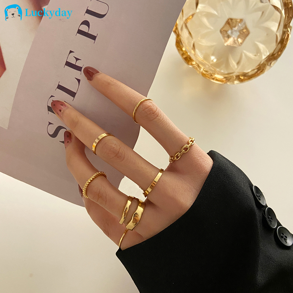 YEEZII 8pcs / Set Cincin Warna Silver Gaya Retro Bohemian Untuk Wanita