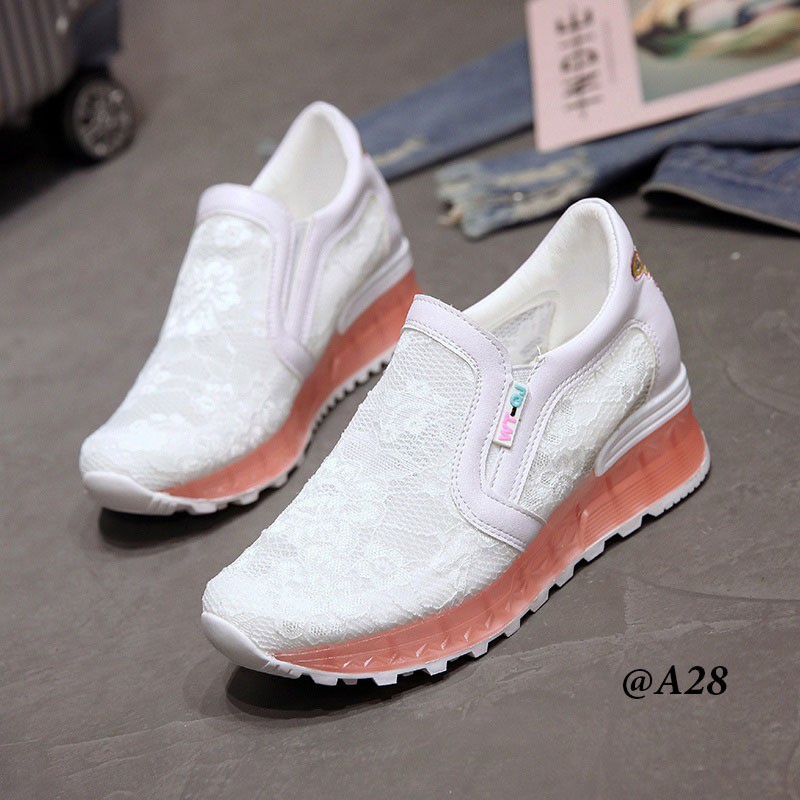 Sepatu Import/Sepatu Wanita/Sepatu WEDGES BROKAT JC SW 8514 WB A28