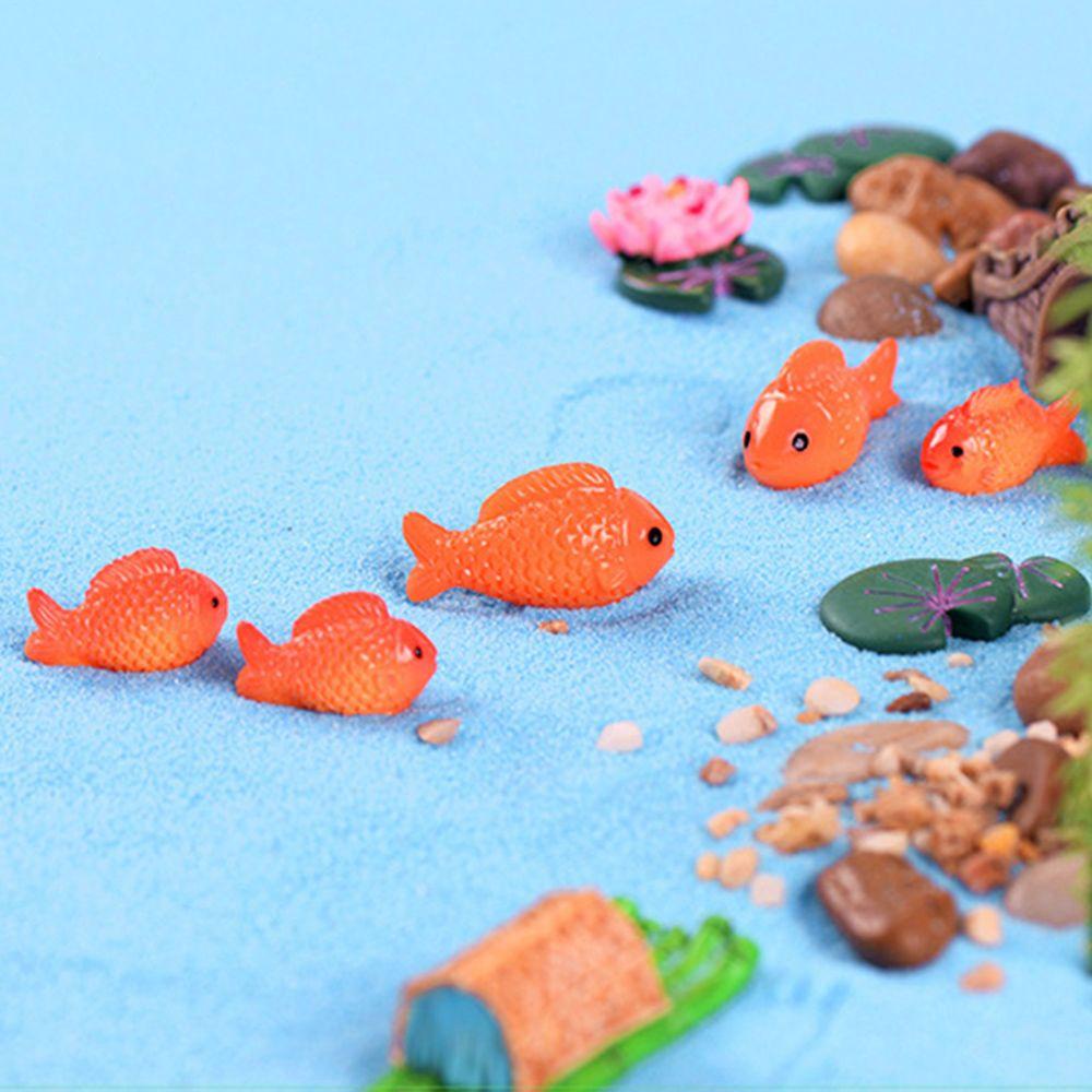 Patung Ikan Mas Agustina Mini Kreatif Lanskap Mikro DIY Aksesoris Aquarium Ornamen Bunga Teratai, Kolam Daun Scene Miniatur